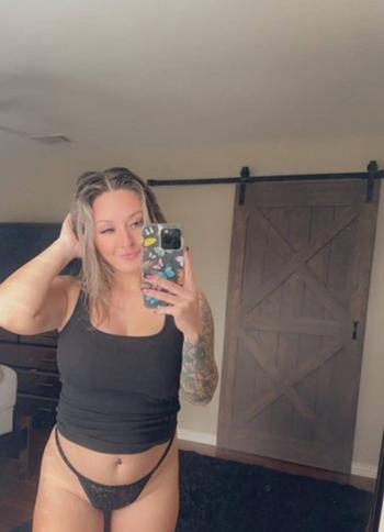 Mary, 29 Caucasian/White female escort, St John